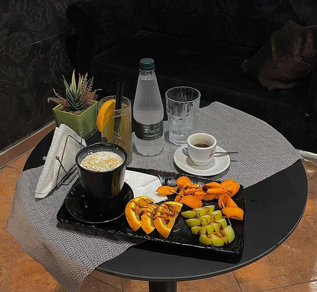 A&X Cozy And Tranquil Apartment - 24H Self Check-In Tirana Esterno foto
